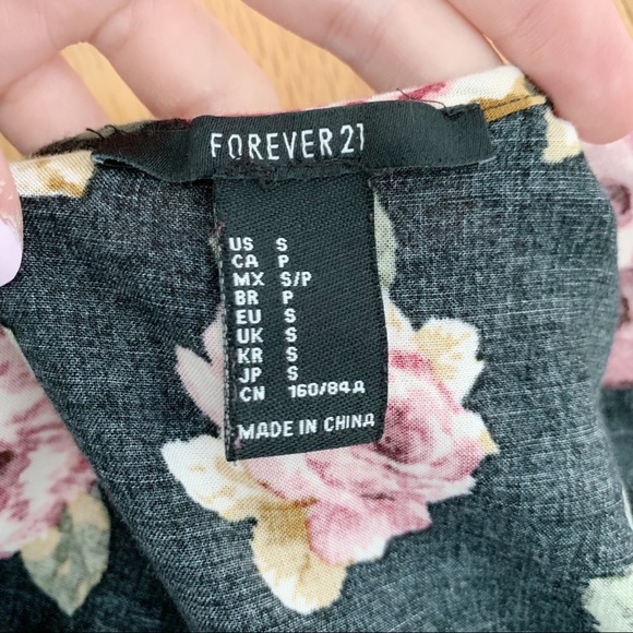 Forever 21 Rose Printed Tank Top Blouse - Picture 3 of 3